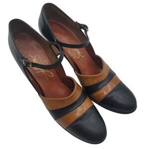 60s Vintage Blue and Tan Block Heels